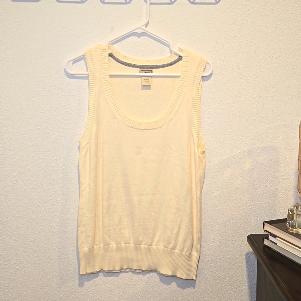 L.L. Bean Cream Sleeveless Sweater Size Medium, Cotton Cashmere